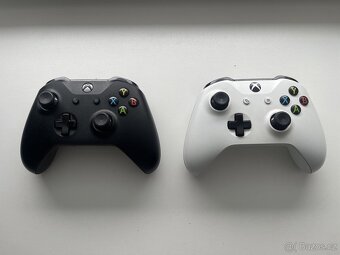 Xbox One S - 4