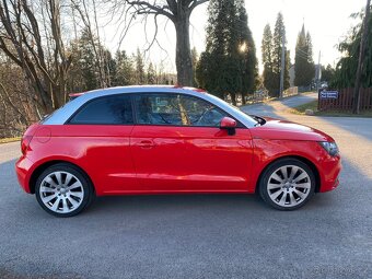 Audi A1 1.2 TFSi 63kw ATTRACTION najeto 113tkm - 4