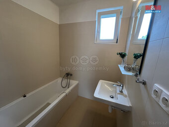 Pronájem bytu 2+kk, 70 m², Návsí - 4