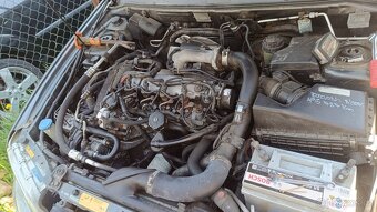 Volvo V40 1.9di 85kw pouze náhradní díly - 4