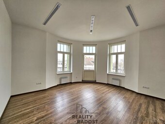 Pronájem kanceláře 62 m2 v centru města s výtahem - 4