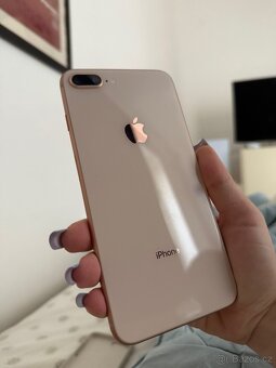 iPhone 8 Plus - 4