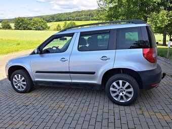 ŠKODA YETI 2.0TDi 4x4 11/2013 ALU, KLIMA, TAŽNÉ, NOVÁ STK - 4