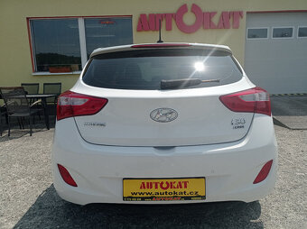Hyundai i30 1.6 CRDi 81kW/Navi/1Maj - 4