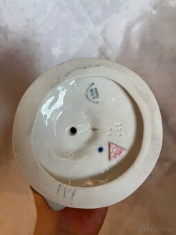 Porcelánová soška dámy v rokokovém stylu - 4