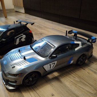 RC auto - 4