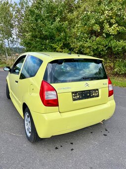 Citroën C2 1.1i 44 kW - 4
