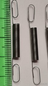 Pružina karburátoru Briggs, NOVÁ, vč.pošt. - 4