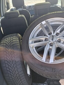 Volkswagen Touran 2,0TDi 103kw, Najeto 173tkm, 2014, CUP - 4