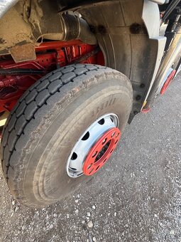 Iveco traker kontejner - 4