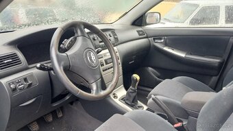 Toyota corola 2.0 d4d 66 kw veskere nahradni dily - 4