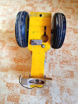 Starožitná dřevěná hračka - 4