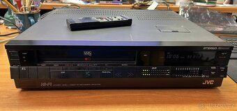 JVC HR-D725E Vintage HiFi Stereo video, vzácné + ovladač - 4