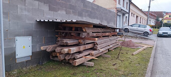 Staré trámy, krokve a stropní desky - 4