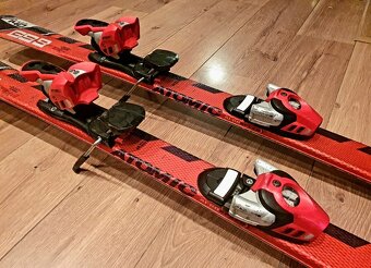 Dětské lyže ATOMIC GS9 140cm s hůlkami - 4