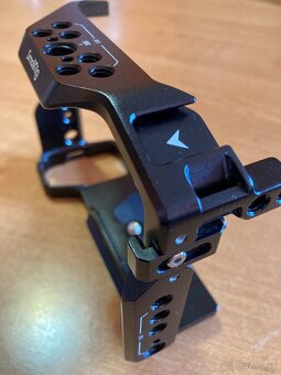 SmallRig kamerovou klec pro Sony A7RIII / A7III / A7M3 - 4