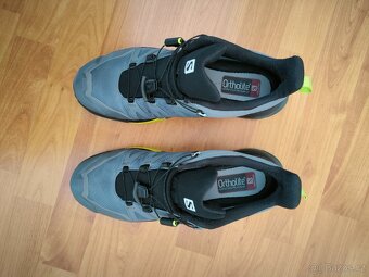 Salomon - 4