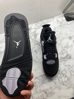 Jordan 4 white thunder - 4