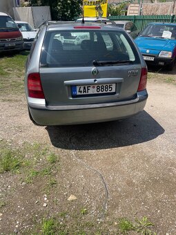 Škoda Octavia 1.6 - 4