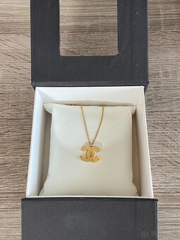 Luxusní zlatý náhrdelník CHANEL - 4