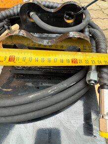 Rotační hydraulická bubnová sekačka pro bagr apod... - 4