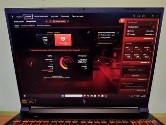 Nitro v16,DDR5-32gb,RTX-4060-8gb-Mux,R7-8845hs,NOVÝ - 4