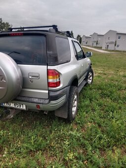 Opel Frontera B 2,2i prodám - 4