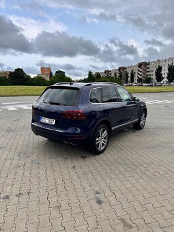 Volkswagen Touareg 3.0tdi V6 - 4