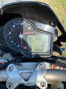 Aprilia Dorsoduro 1200 - 4