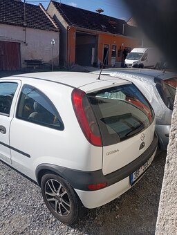 Opel Corsa 1.0i 43kw - 4