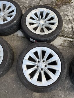 Tesla model s85 free, DPH - 4