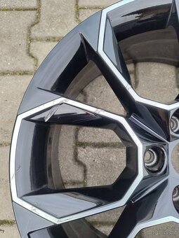 Originalni alu skoda RS 19" - 4