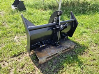 Rampovač do tříbodového předního závěsu - 4