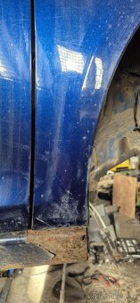 Vw golf 5 kombi,právě přední, pravé zadni,pravý blatník - 4