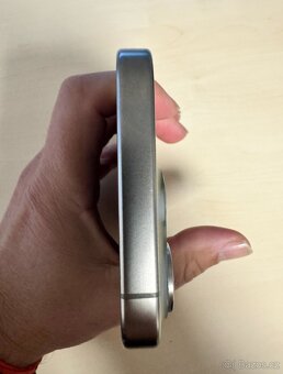 Apple iPhone 15 Pro, Natural Titanium, 256GB - 4