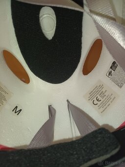 Dívčí helma Tlapková patrola - 4