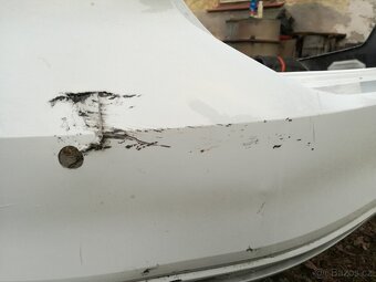 Prodám Zadní Nárazník passat B8 - 4