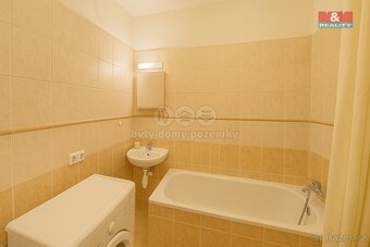 Pronájem bytu 1+kk, 19 m², Praha, ul. Pplk. Sochora - 4