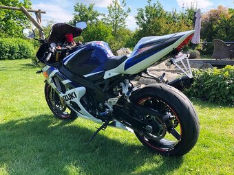 Suzuki GSXR 1000, REZERVACE, TOP stav, nebouraná - 4