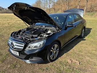 Mercedes-Benz E 220 Bluetec - 4