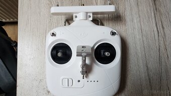 DJI Phantom 3 Standard + baterie + kufr + vylepšený ovladač - 4