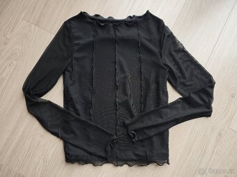 dívčí tričk H&M vel 158/164 top stav - 4