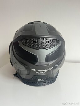 Překlápěcí helma na motorku LS2 FF901 velikost M - 4