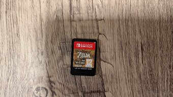 Nintendo Switch + příslušenství + hry - 4