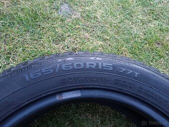 PRODÁM ZIMNÍ PNEU 165/60R15 - 4