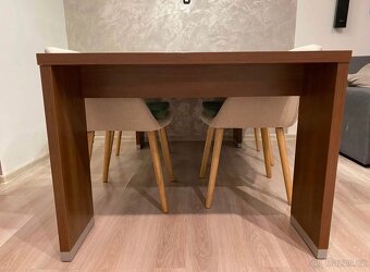 Velký jídelní stůl - 4