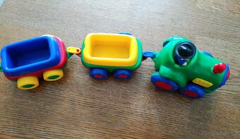 traktůrek s vozíčky - 4