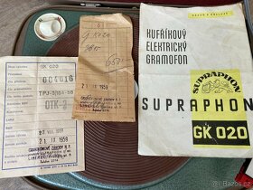 Kufříkový gramofon - 4