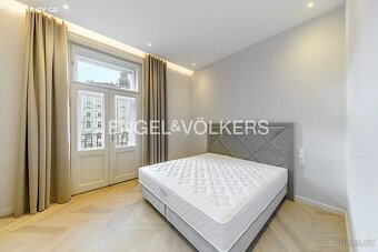 Pronájem bytu 3+kk 81 m² U obecního dvora, Praha - Staré Měs - 4