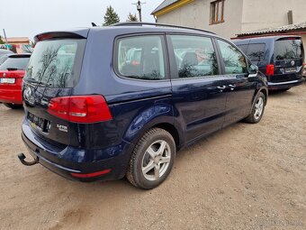 Volkswagen SHARAN 2,0TDI 103KW NAVI VÝHŘEV - 4